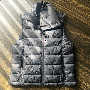 Abercrombie Lightweight Packable Puffer Vest